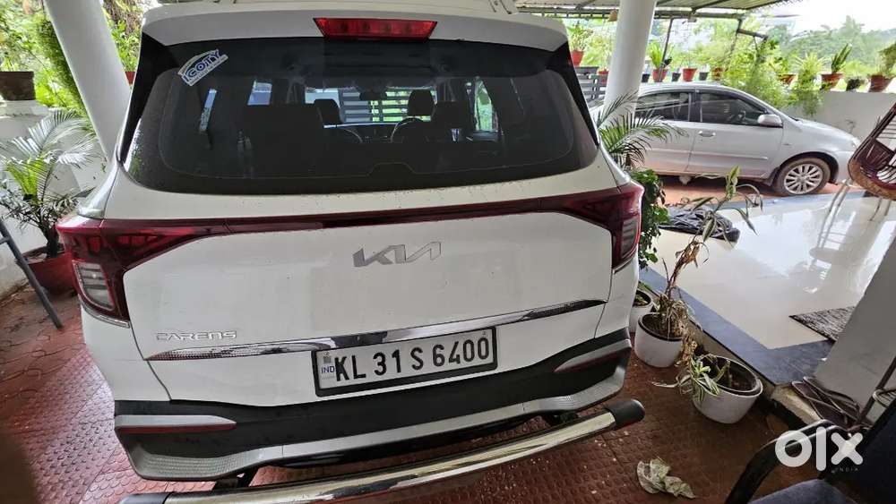 Well Maintained 1st Owner Low Kilometer Kia Carens 2023 Model