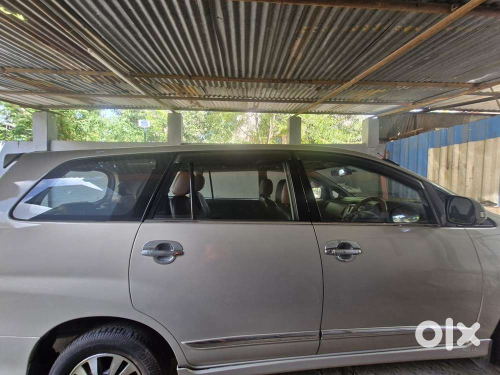 Toyota Innova Diesel 2015