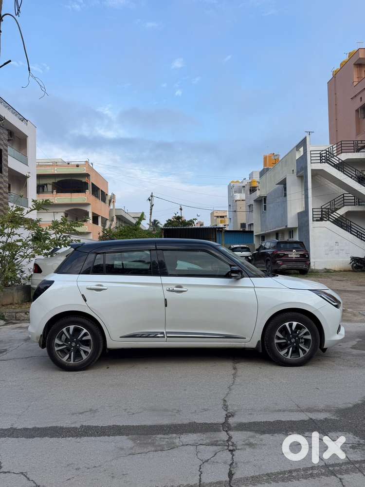 Maruti Suzuki Swift Zxi 2025