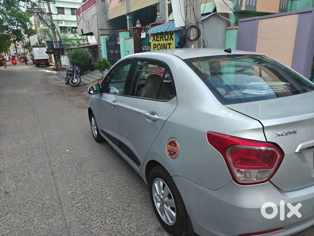 Hyundai Xcent 2015 Diesel 130000 Km Driven Well Maintained