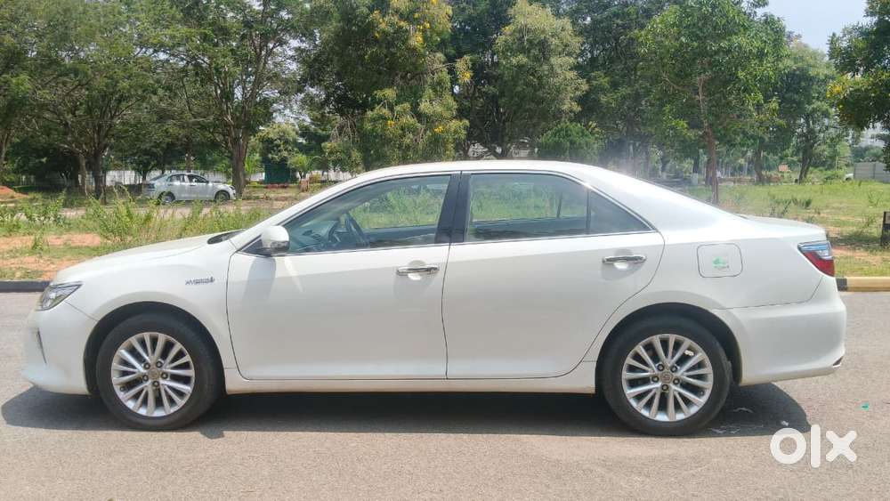 Toyota Camry Hybrid, 2016, Electric
