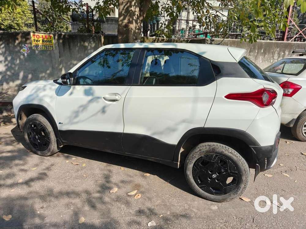 Tata Punch Ev Adventure Lr Ac Fc 2024 31482 Km Driven & 2 Years Old