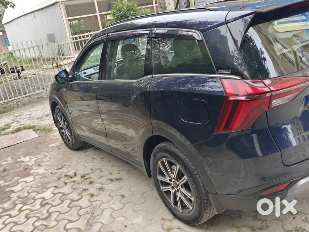 Xuv 700 Ax7  Petrol Automatic  Adas 7 Seater Dec 2024 Hp Reg