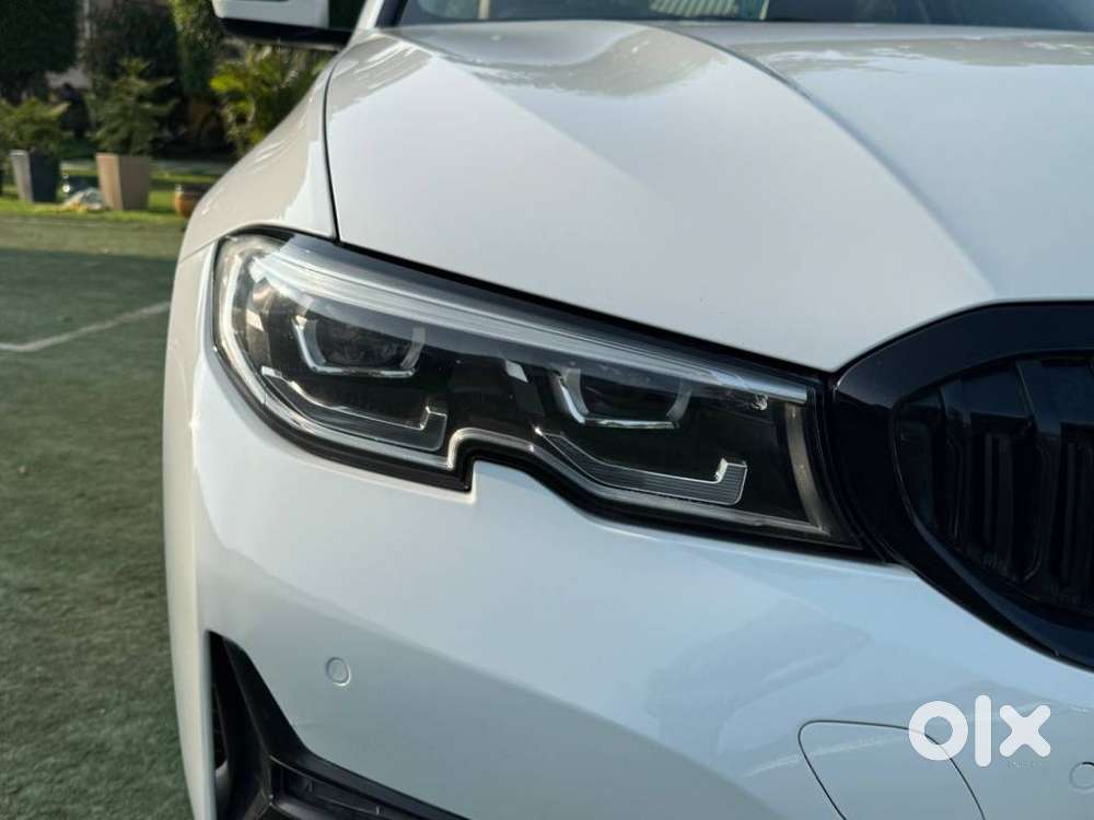 Bmw 3 Series 330i, 2022, Petrol