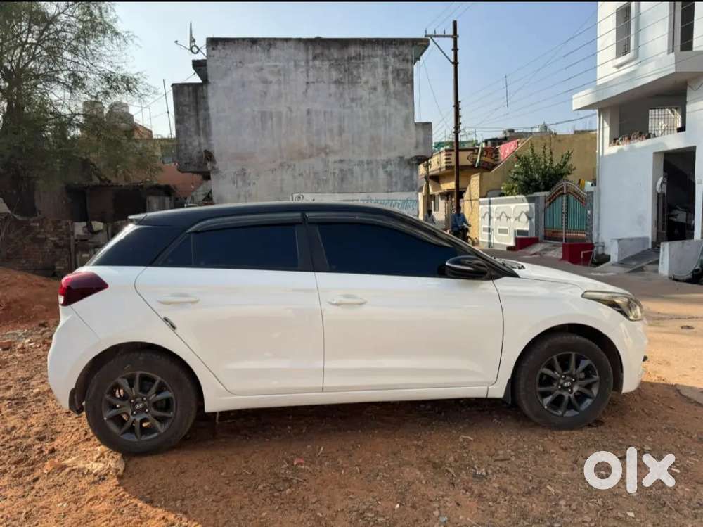 Hyundai I20 2020 Petrol 113000 Km Driven