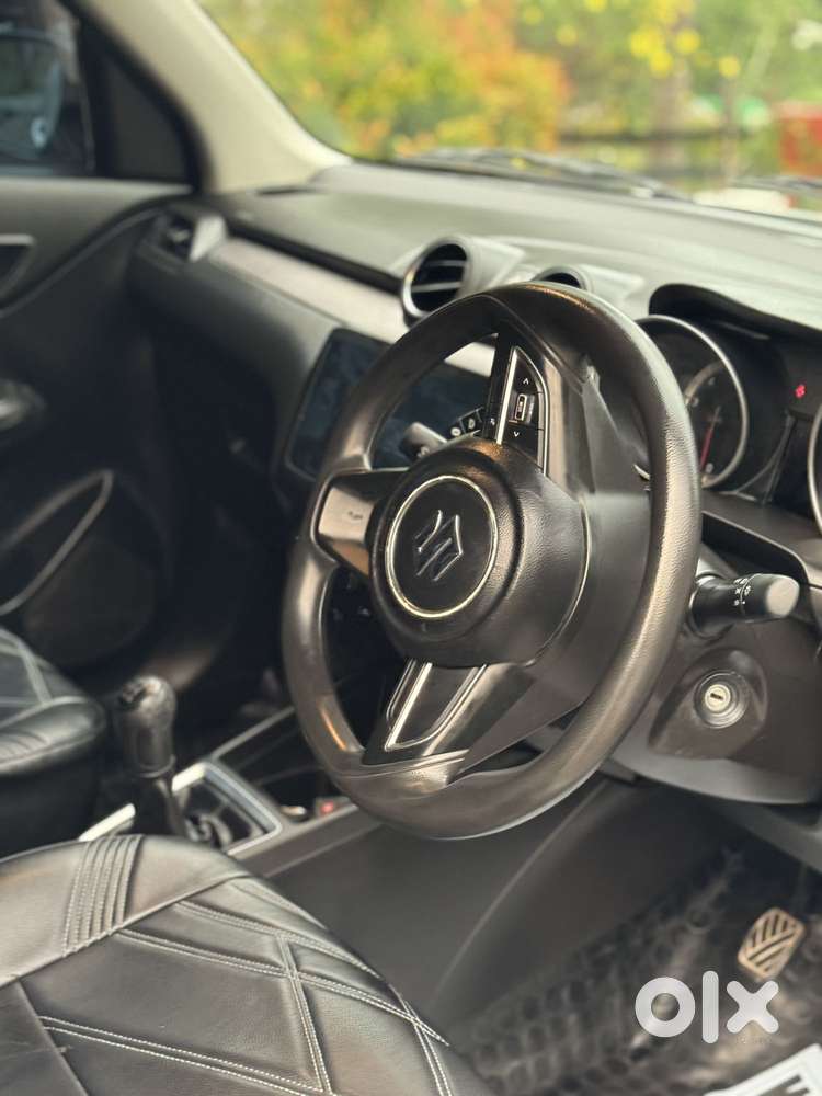 Maruti Suzuki Swift Vxi Optional, 2021, Petrol