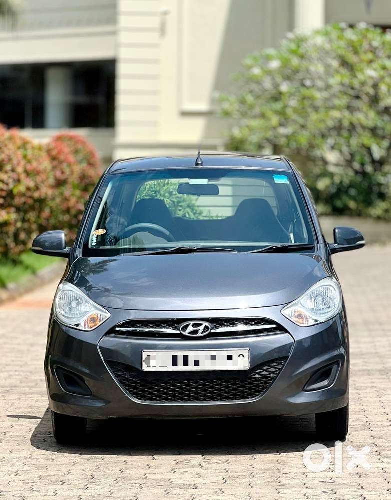 Hyundai I10 Sportz, 2012, Petrol
