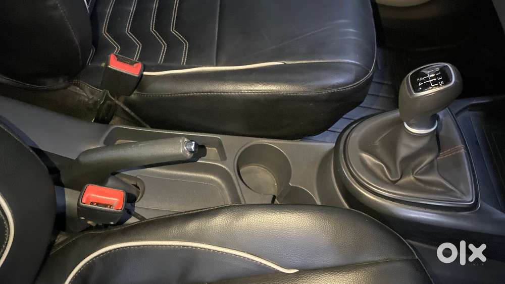 Hyundai Aura 1.0 Sx Plus Petrol, 2020, Petrol