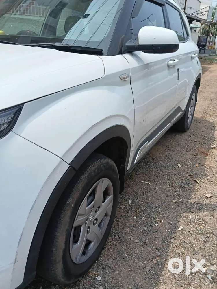 Hyundai Venue S Plus 2022 Mt Petrol