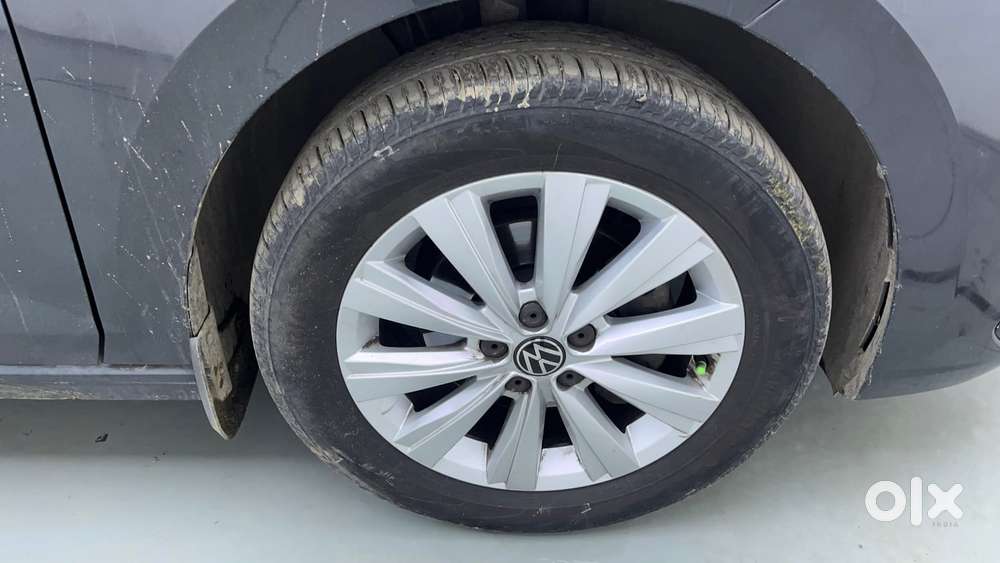 Volkswagen Virtus Highline Plus 1.0 Tsi At, 2022, Petrol