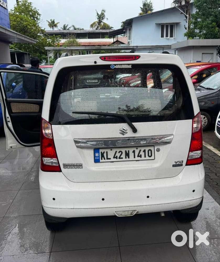 Maruti Suzuki Wagon R Vxi Amt, 2017, Petrol