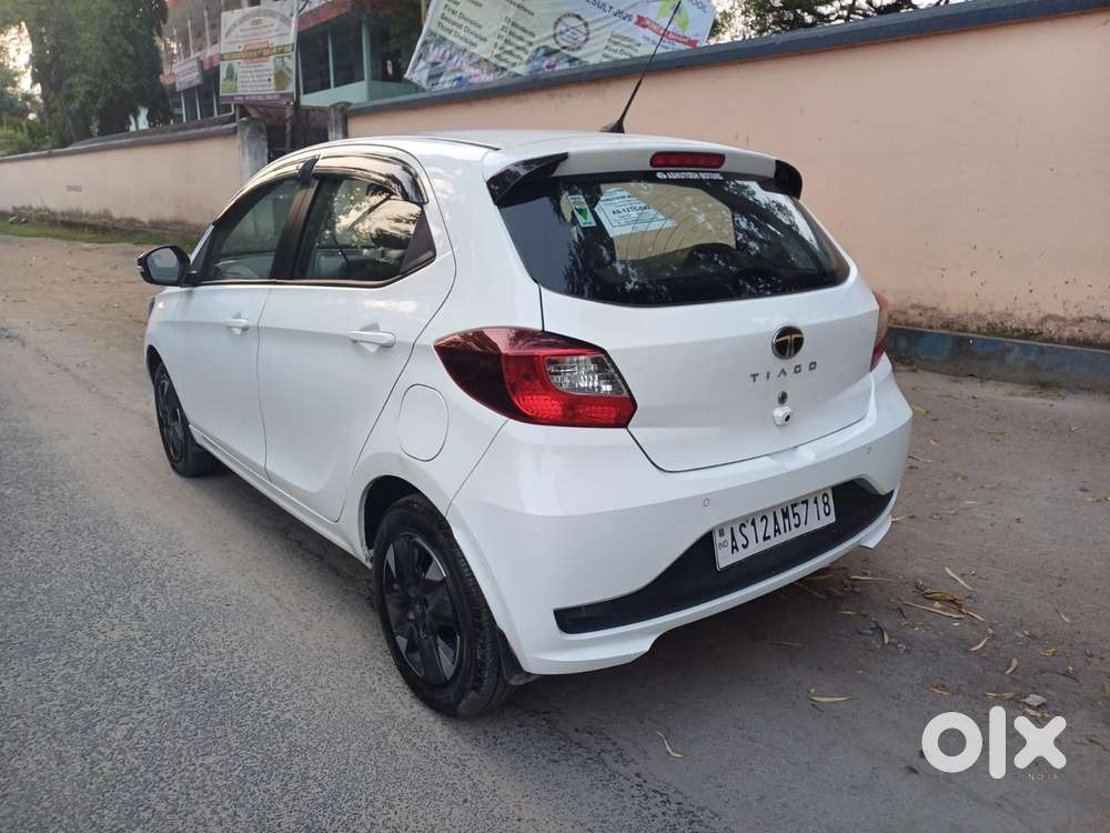 Tata Tiago 1.2 Revotron Xt (o), 2025, Petrol
