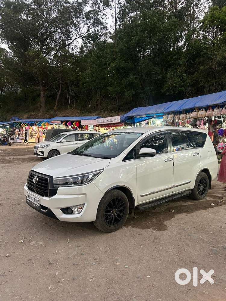 Toyota Innova Crysta 2018 Diesel Well Maintained