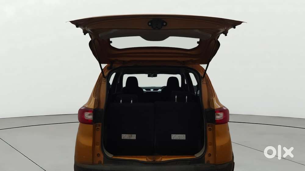 Renault Triber Rxz, 2020, Petrol