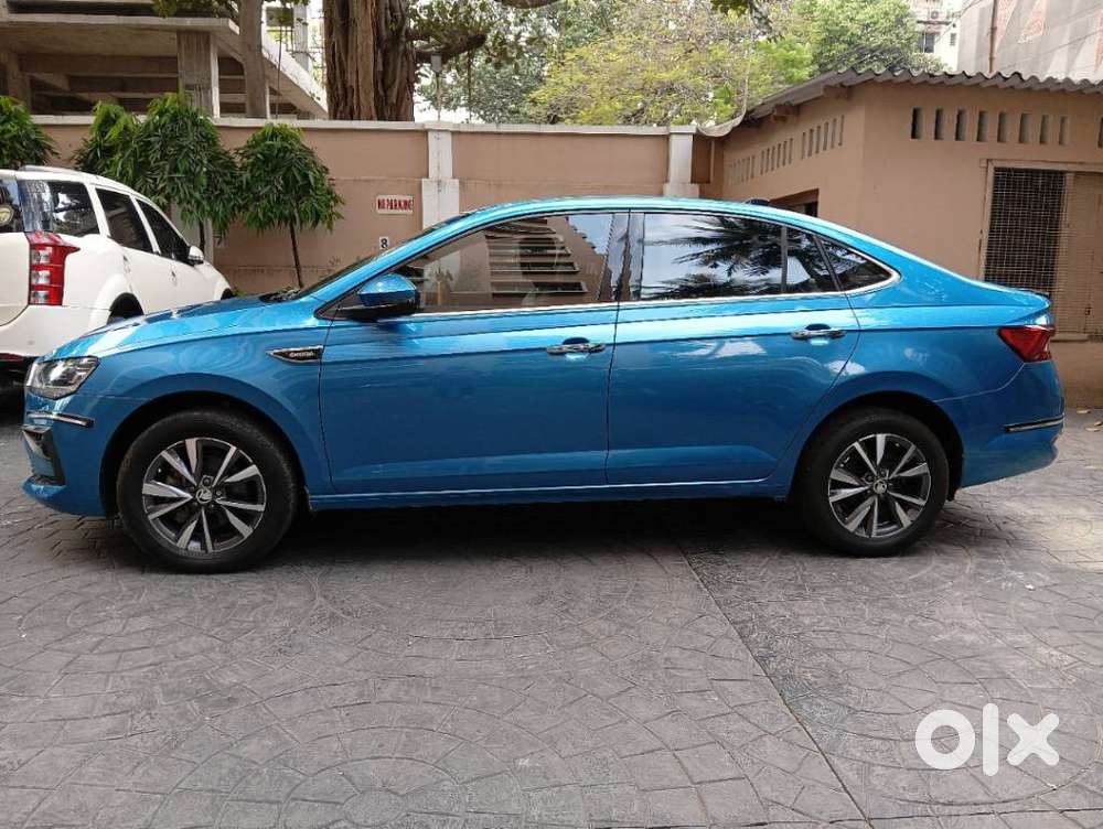 Skoda Slavia Style 1.0l Tsi Mt, 2023, Petrol