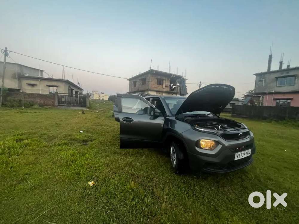 Tata Punch 2025 Petrol Well Maintained
