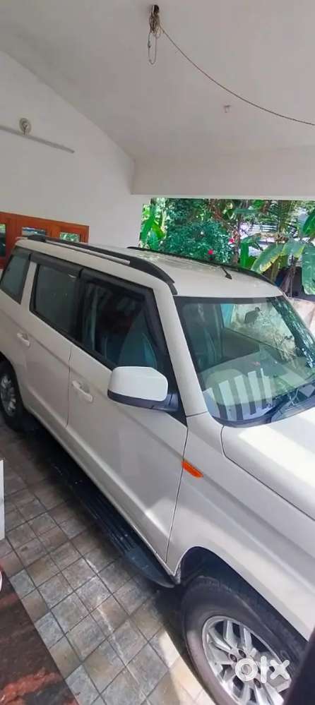 Mahindra Tuv 300 2017 Diesel 62000 Km Driven