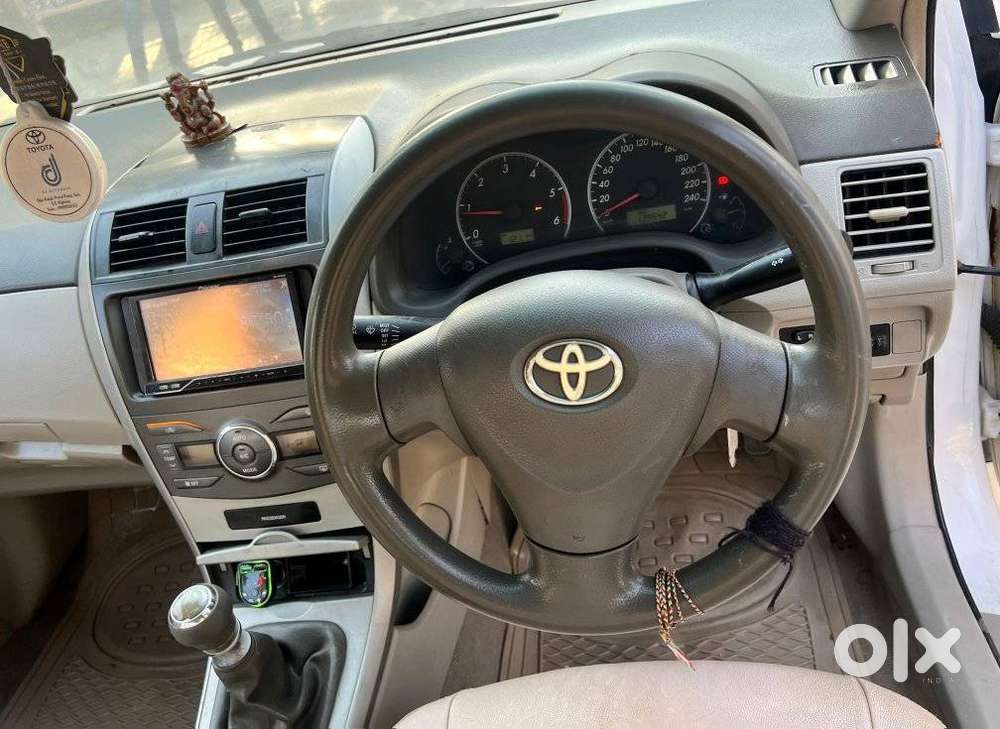 Toyota Corolla Altis 2010-2013 Diesel D4dg, 2011, Diesel