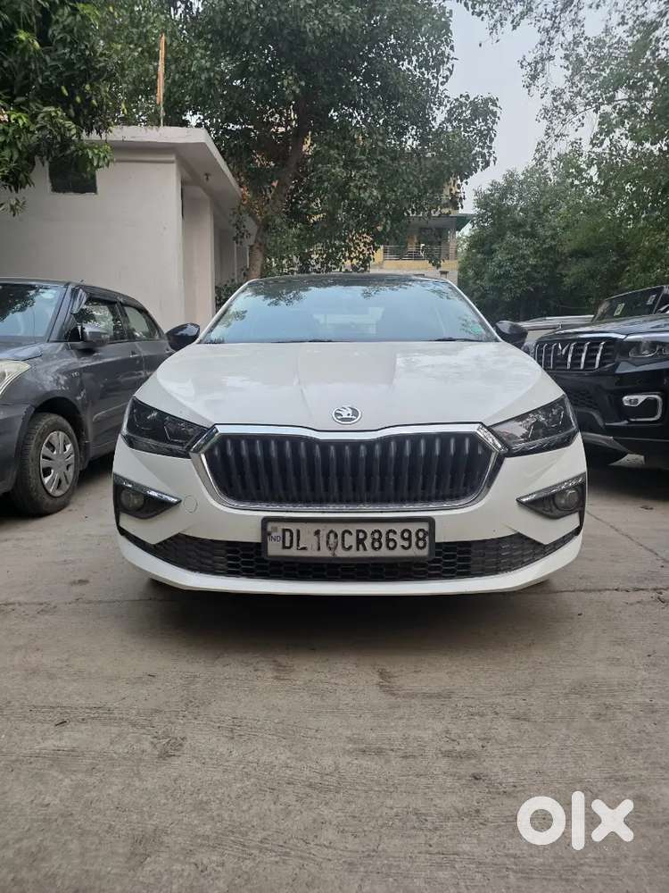 Skoda Slavia 1.0 Tsi At