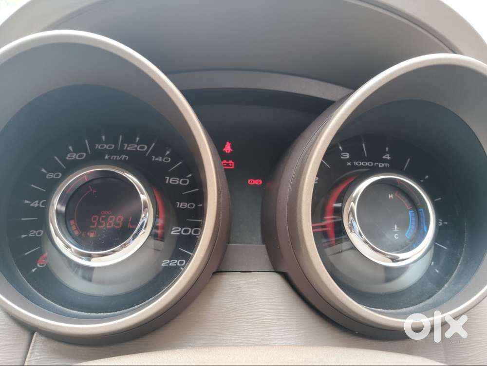 Mahindra Xuv500 W8 Awd Black 2013 Diesel 1st Owner