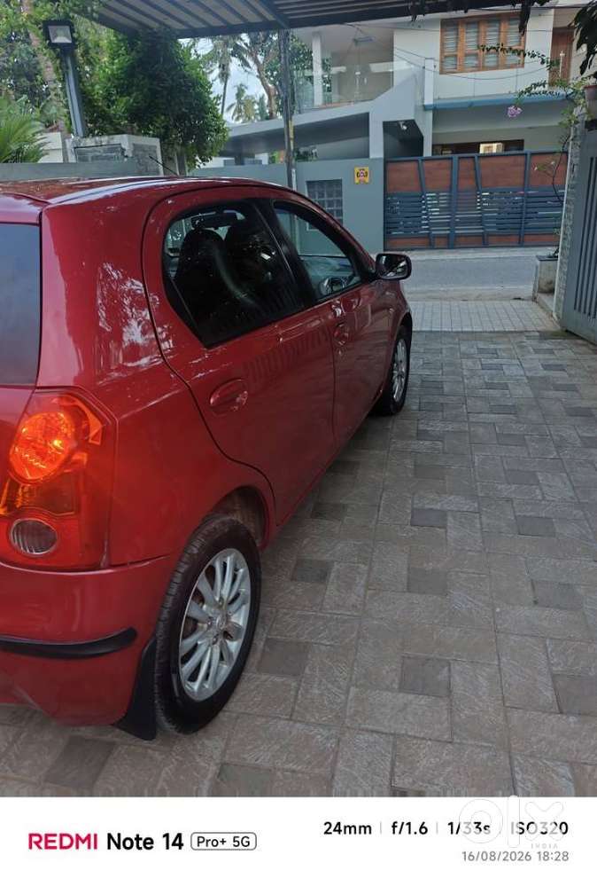 Toyota Etios Liva V, 2011, Petrol