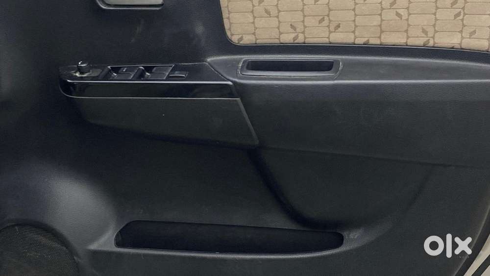 Maruti Suzuki Wagon R Vxi Amt, 2018, Petrol