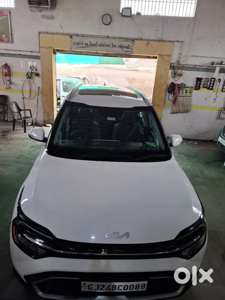 Kia Carens 2024 Diesel 23500 Km Driven