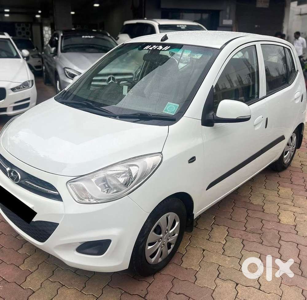 Hyundai I10 Magna 1.2 Petrol + Cng (only 75k Km Driven)