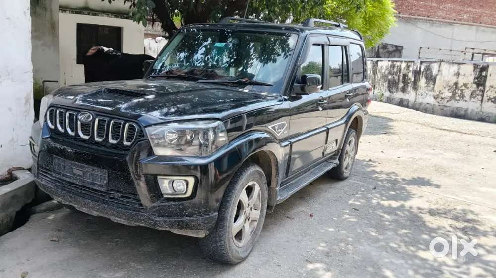 Mahindra Scorpio Classic 2021 With 121000 Km Driven