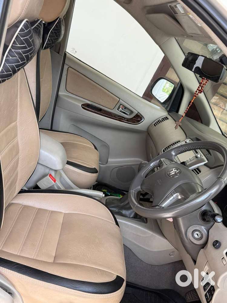 Original Kerala Well Maintained Family Used Innova For Sale