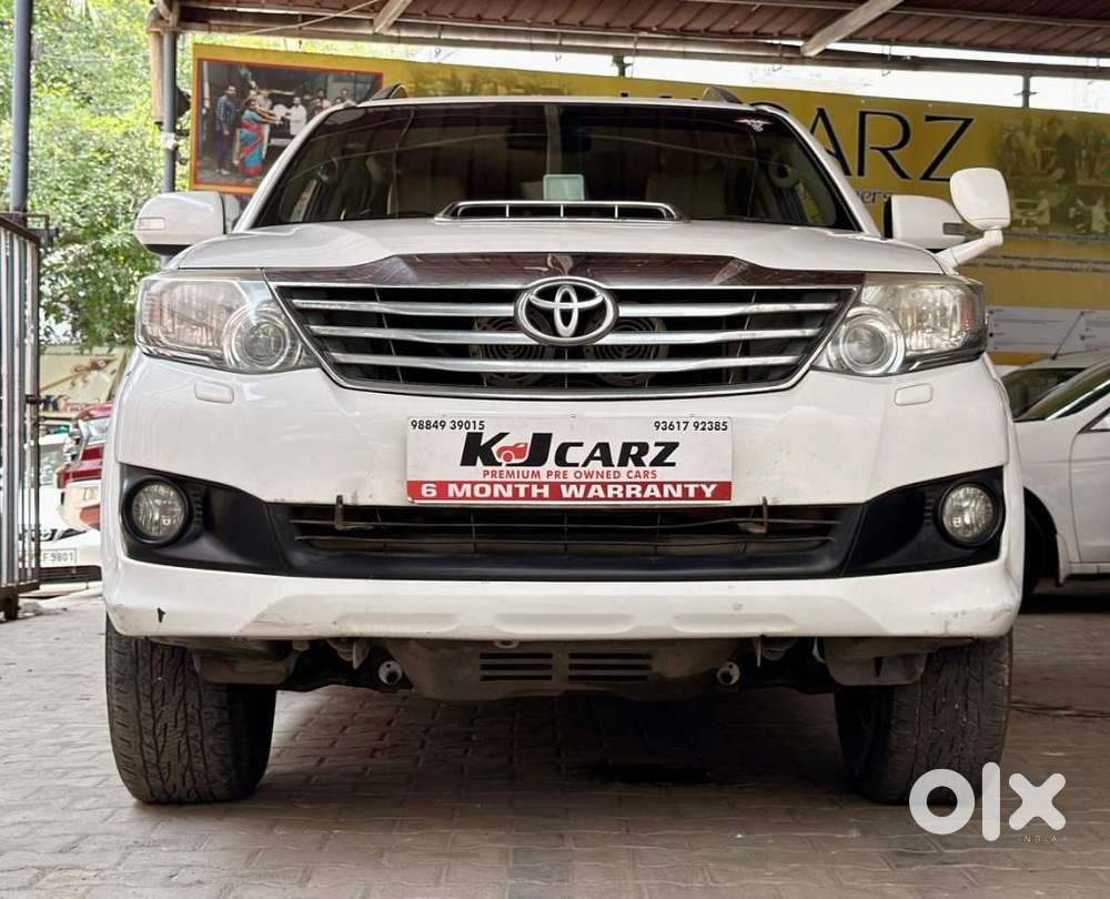 Toyota Fortuner 2011-2016 4x2 Manual, 2012, Diesel