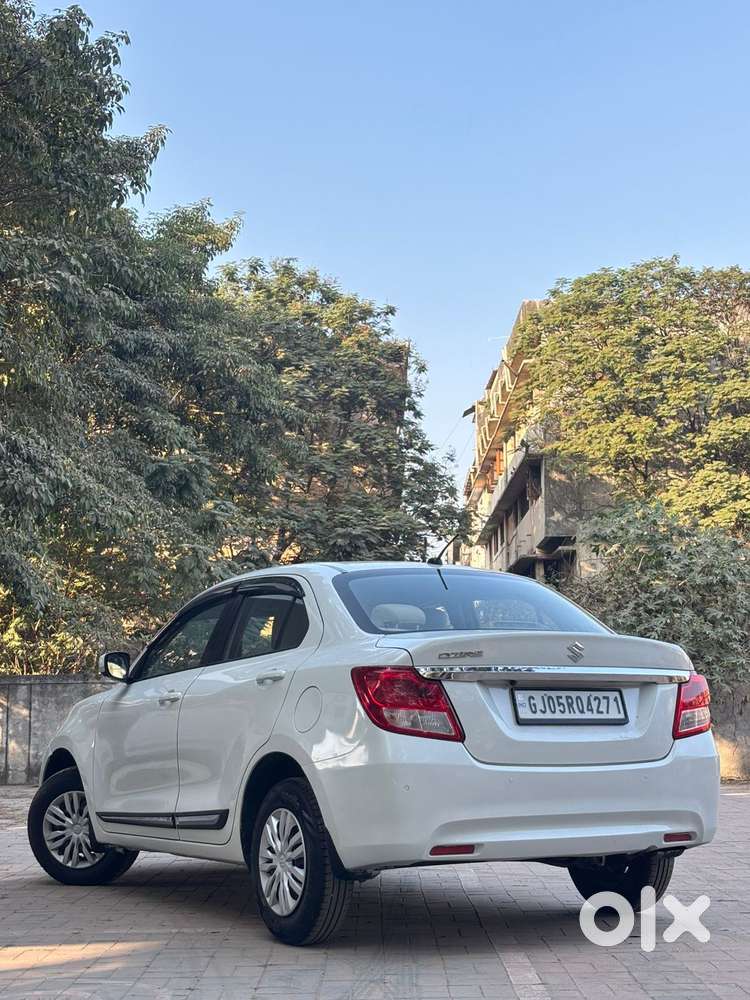 Maruti Suzuki Dzire 1.2 Vxi, 2022, Petrol