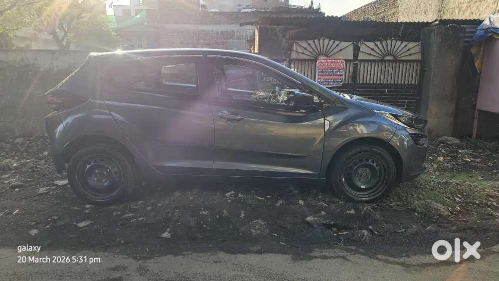 Tata Altroz 2024 Cng & Hybrids 48000 Km Driven