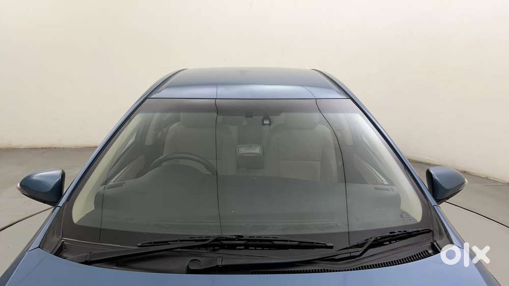 Toyota Corolla Altis