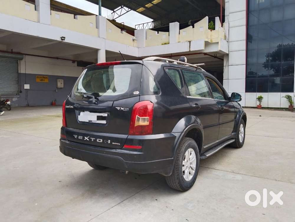 Mahindra Rexton, 2015, Diesel