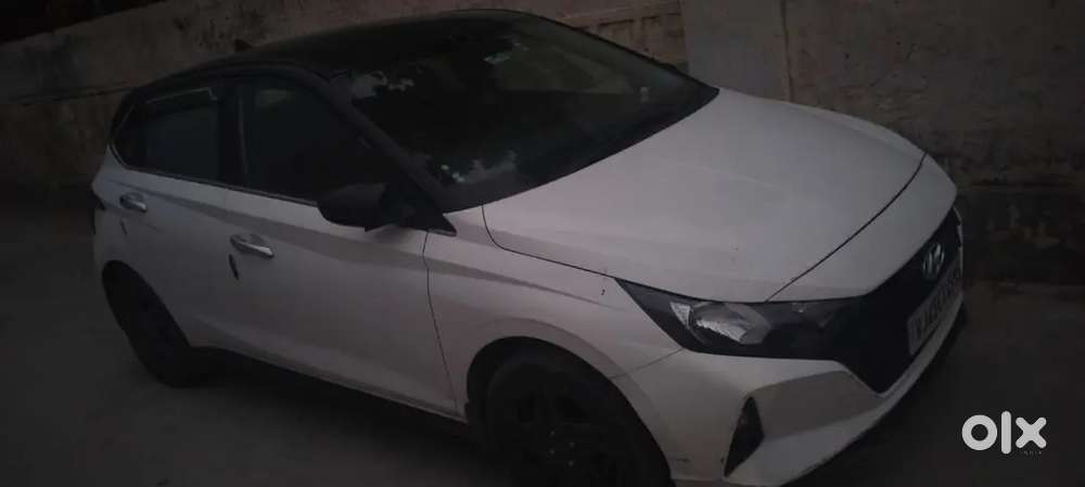 Hyundai I20 2022 Petrol 33500 Km Driven
