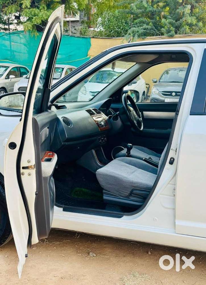 Maruti Suzuki Swift Dzire Vdi, 2011, Diesel