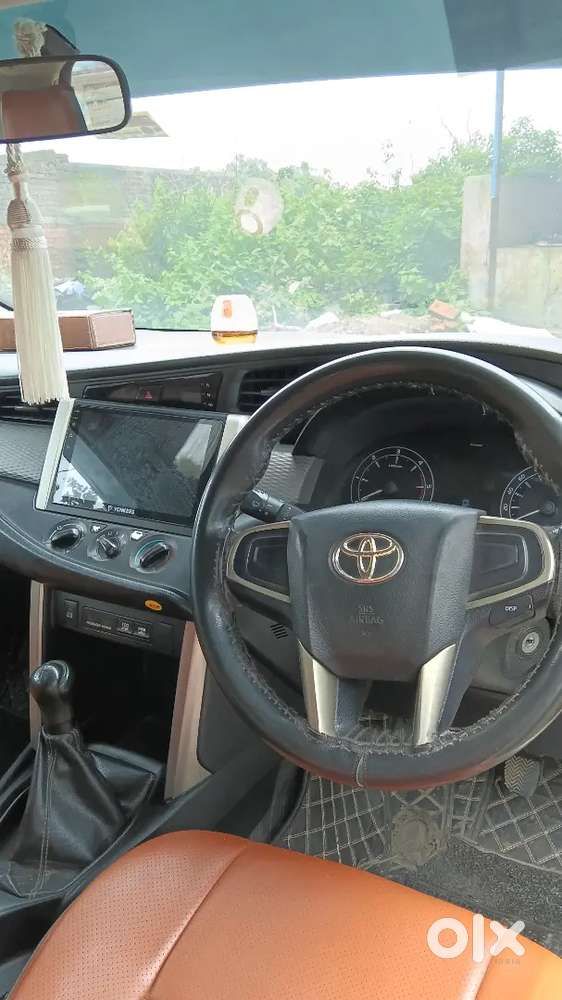 Toyota Innova Crysta 2017 Diesel 96000 Km Driven