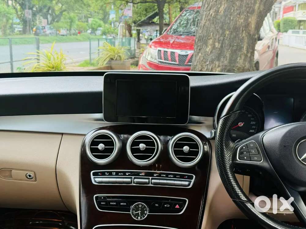 Mercedes-benz C-class 2016 Diesel 27000 Km Driven