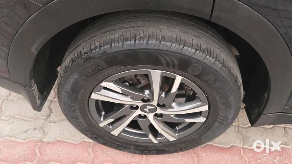 Mahindra Xuv700 2.2 Ax 5 Diesel Mt Str, 2022, Diesel