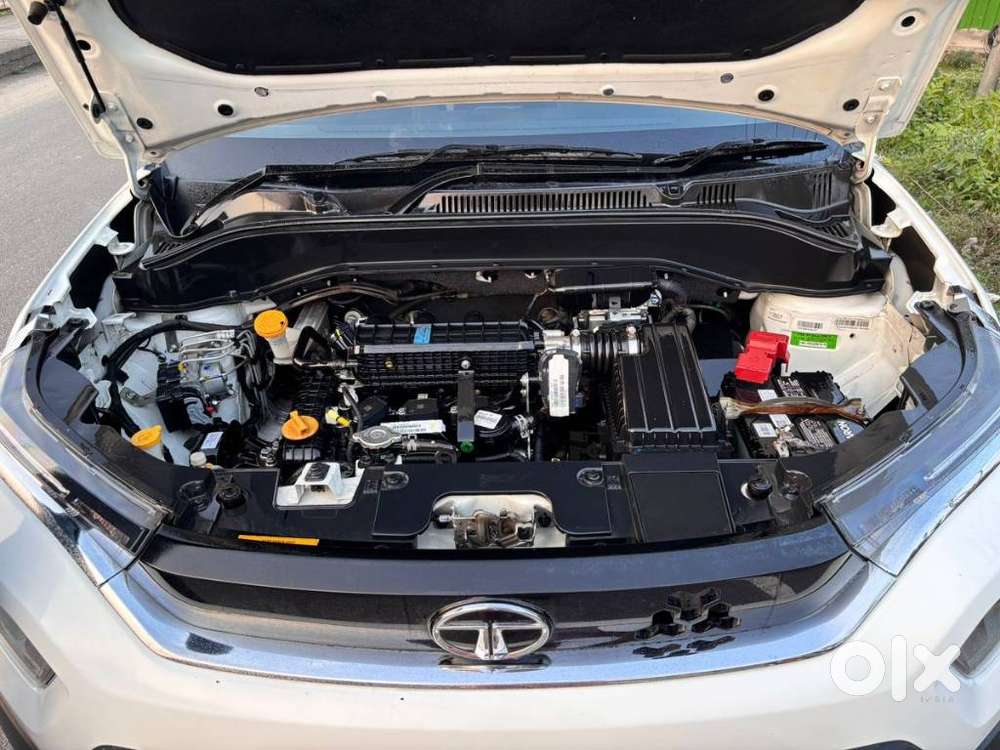 Tata Punch Creative Dual Tone Mt Sunroof, 2023, Petrol