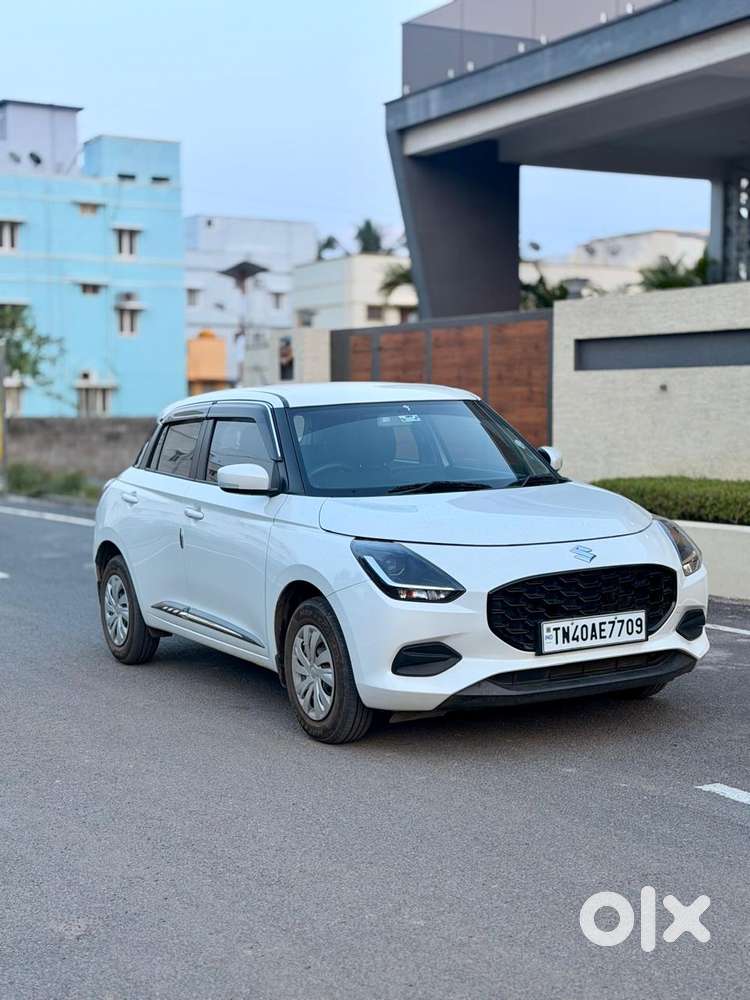 Maruti Suzuki Swift Vxi Optional, 2025, Petrol