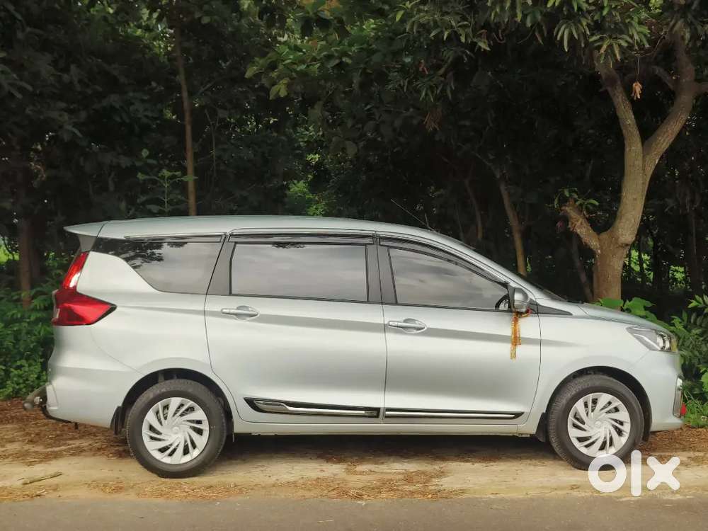 Maruti Suzuki Ertiga 2025 Petrol& Cng 24000 Km Driven