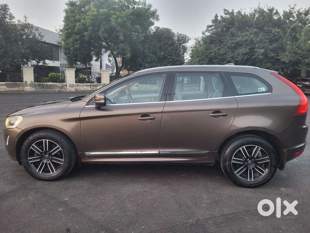 Volvo Xc60 D4 Momentum, 2017, Diesel