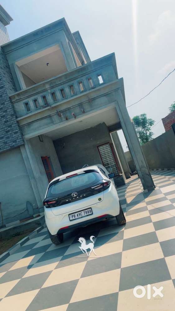 Tata Altoz 2021 Petrol