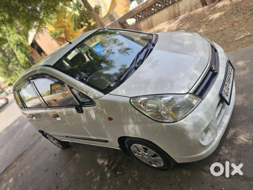 Maruti Suzuki Zen Estilo Lxi Bs Iv, 2013, Petrol