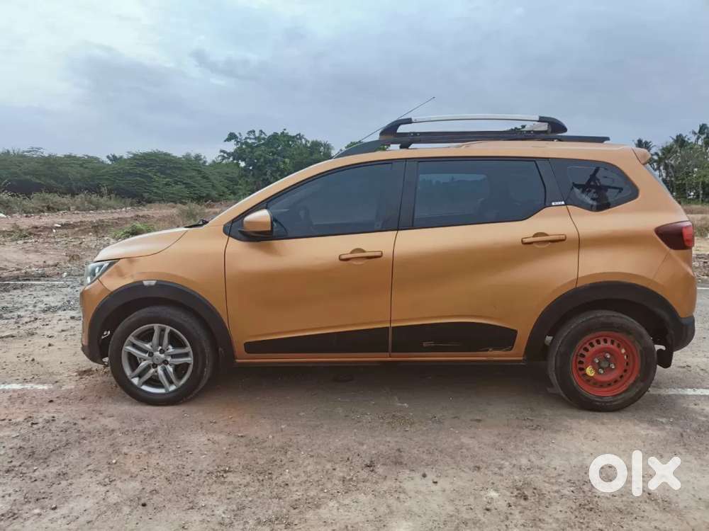 Renault Triber Rxz, 2021, Petrol