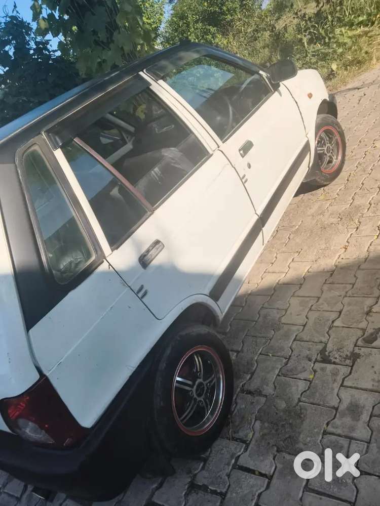 Maruti Suzuki 800 Ac 2010