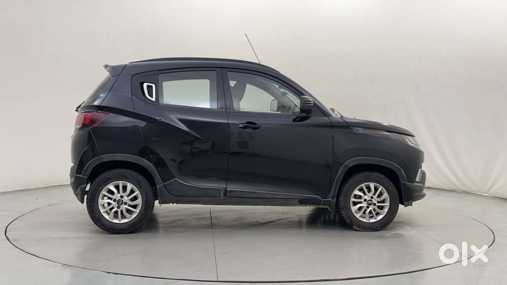Mahindra Kuv 100 K8 5str, 2016, Petrol