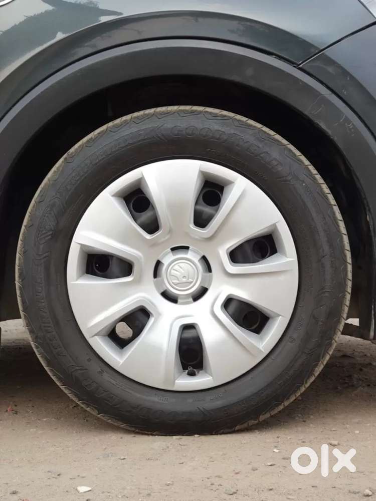 Skoda Kushaq Active 1.0 Tsi Mt, 2022, Petrol
